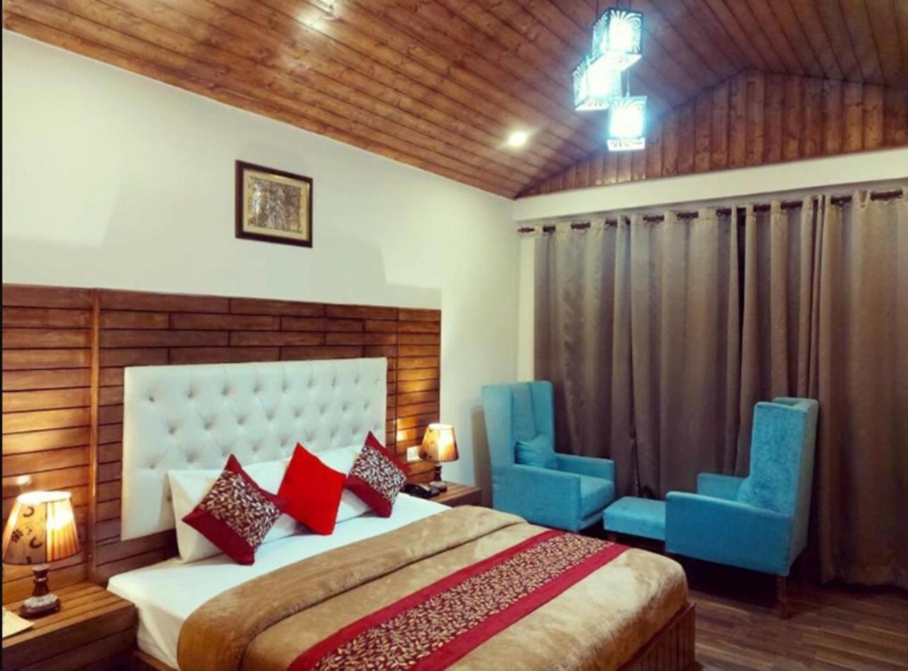 The Spruce Mansion Hotel Manali  Exterior photo